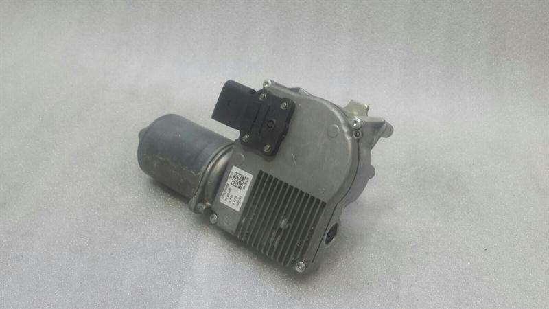 Mercedes S-class W222 RHD front wiper engine A2228200242 right handlebar