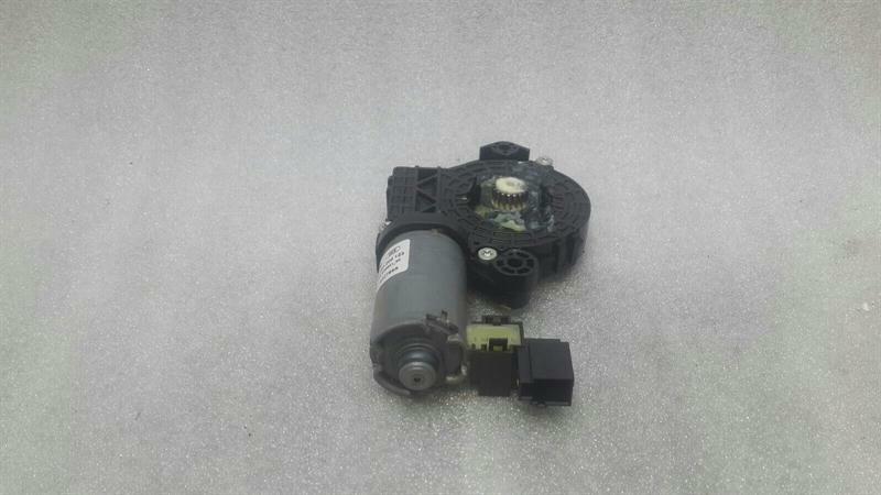Mercedes S-Class W222 Sun Roof Motor A1769068700 Sunroof Motor Panoramic Roller Blind