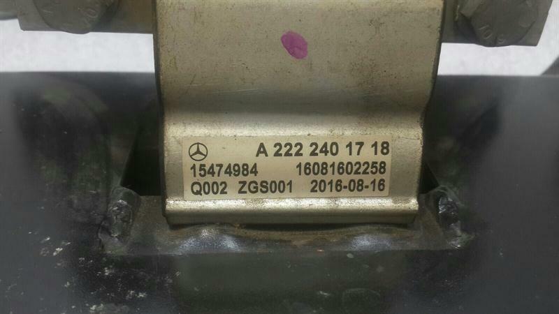Mercedes S-Class W222 Gearbox Mount A2222402802 Gearbox Mount