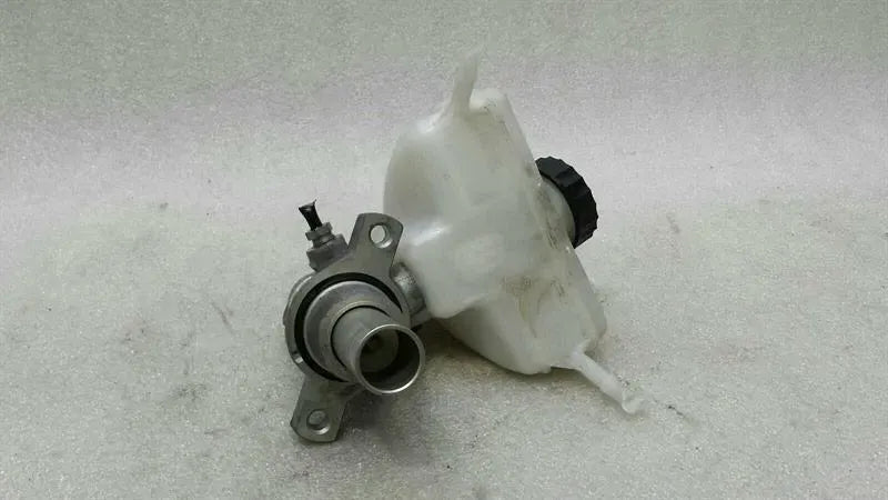 Mercedes E Class W238 Brake Master Cylinder A2134300100 Right Hand Drive RHD