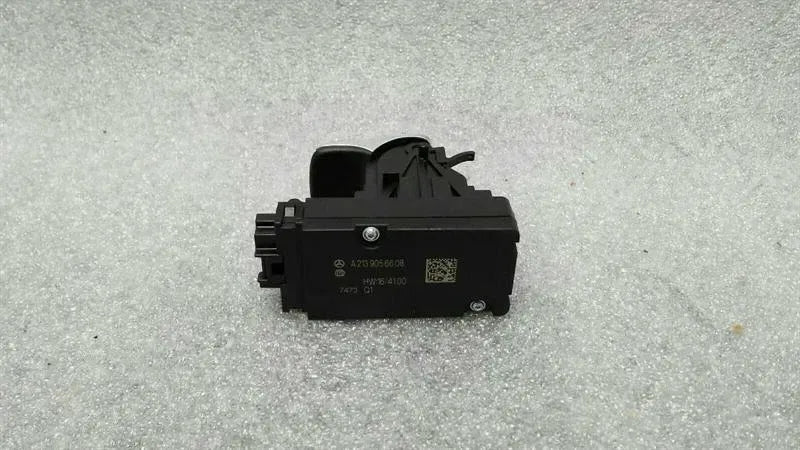 Mercedes E Class W238 W213 Park Brake Switch A2139056608 Switch Parking Brake