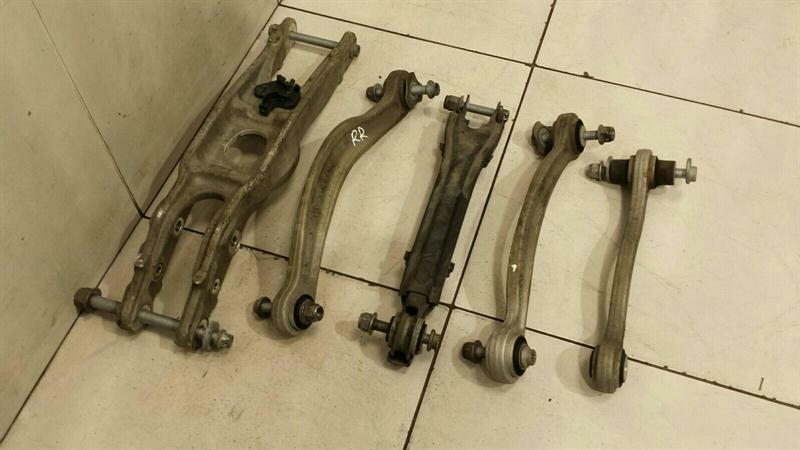 Mercedes E W213 W238 right rear wishbone A2053523300 rear wishbone set