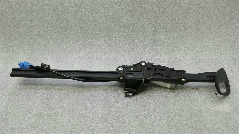 Mercedes E Class W238 right belt feeder A2058600282 belt holder front right