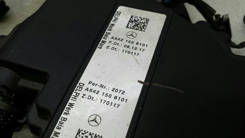 Mercedes E350 CDI W238 Engine Wiring Loom A6421506101 Engine Harness OM642 RHD