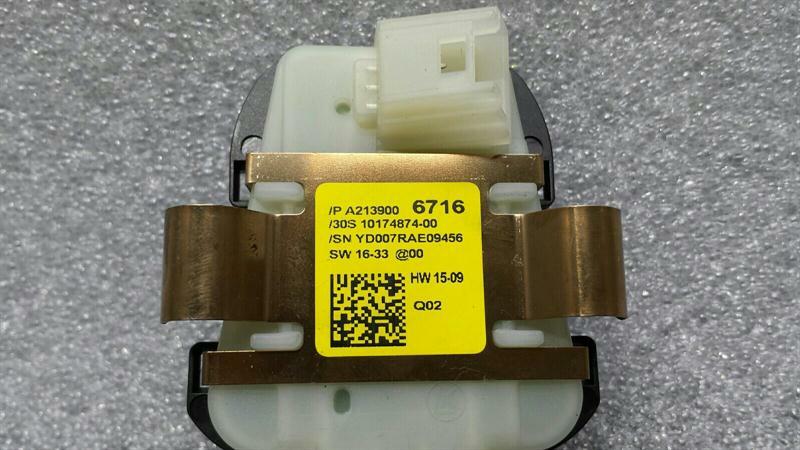 Mercedes E Class W238 Rain and Light Sensor A2139006716