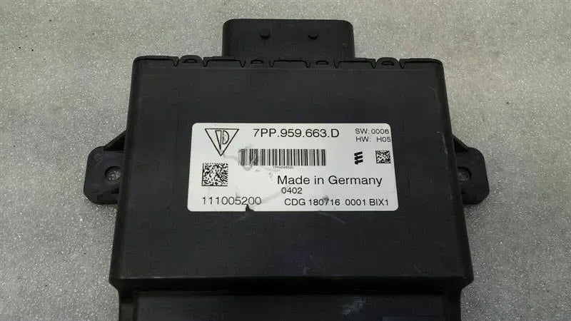 Porsche 911 991 Electronic Voltage Converter 7PP959663D Voltage Stabilizer