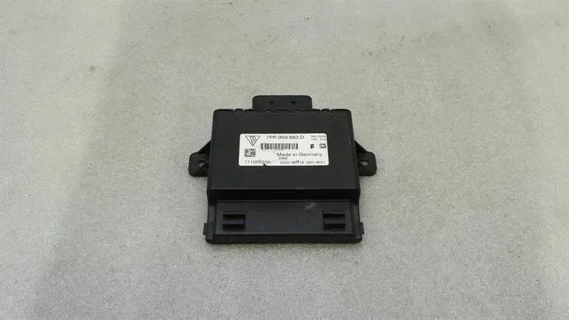 Porsche 911 991 Electronic Voltage Converter 7PP959663D Voltage Stabilizer