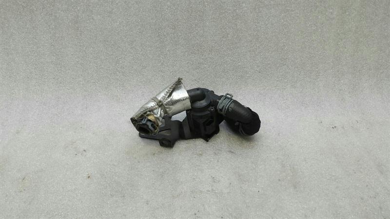 Audi RS7 4G additional cooling pump 079965561 coolant pump pump