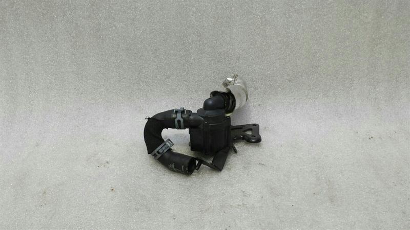 Audi RS7 4G additional cooling pump 079965561 coolant pump pump
