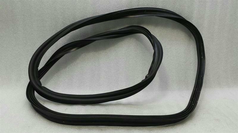 Mercedes E Class W238 Boat Lid Seal A2387506000 Tailgate Seals