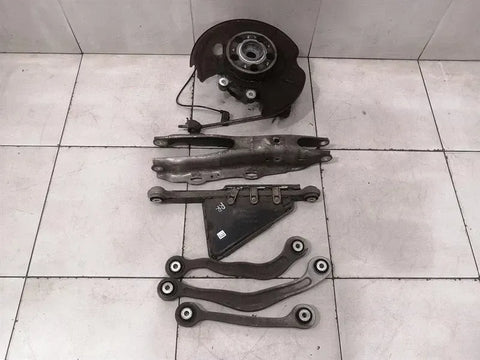 Mercedes W222 Right Rear Hub A2223501041 Wheel Bearing Housing Rear Right SET