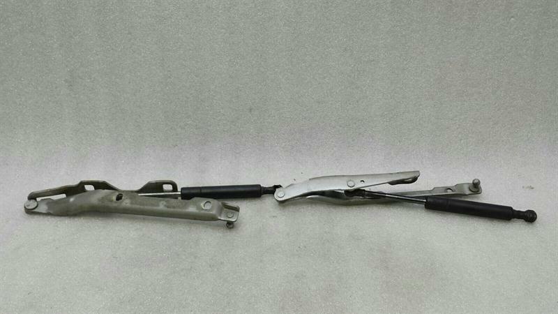 Porsche 911 996 Bonnet Hinge Set 996511152 Hood Hinge Set Complete