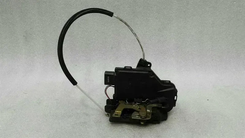 Porsche 911 996 RHD left door lock 3B2837015F right hand drive.