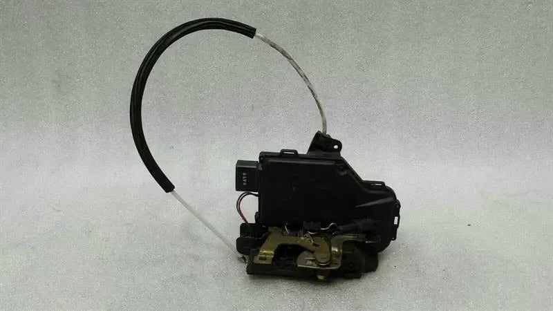 Porsche 911 996 RHD left door lock 3B2837015F right hand drive.