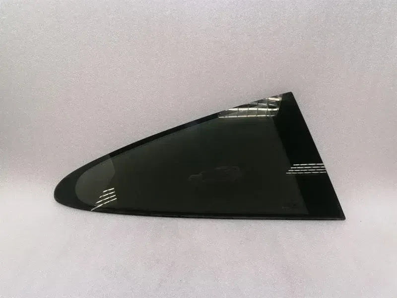 Porsche 911 996 right rear 1/4 glass 99654311203 door window 1/4 rear RH
