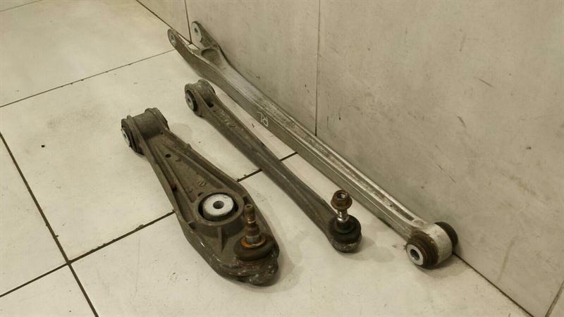 Porsche Cayman 987 left rear wishbone 98733114302 rear left wishbone set
