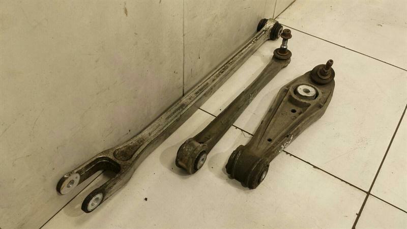 Porsche Cayman 987 right rear wishbone 98733114302 rear right wishbone set