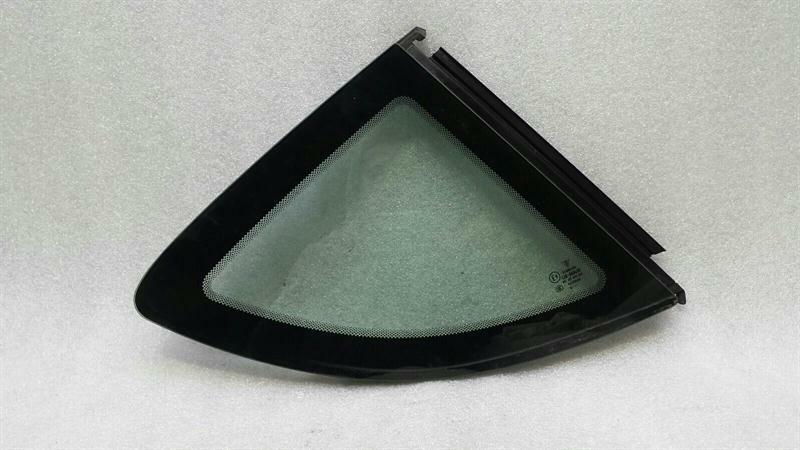 Porsche Cayman 987 right rear 1/4 glass 98754311203 door window 1/4 rear right
