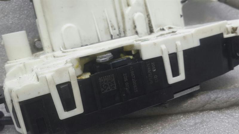 Mercedes W166 right door lock A1667200635 door lock front right front