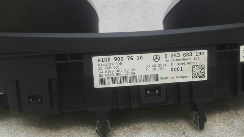 Mercedes ML W166 Instrument Cluster A1669007610 Speedometer MPH OM642