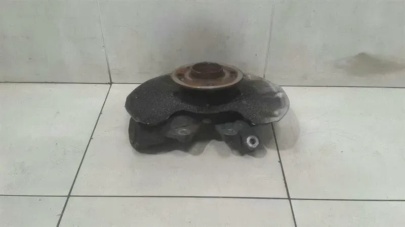 Mercedes ML W166 Right Rear Hub A1663500208 Wheel Bearing Housing Rear Right