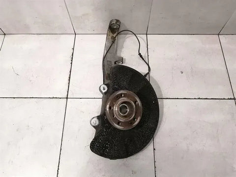 Mercedes GLS 350D Right Front Hub A1663301020 Wheel Bearing Housing Front Right