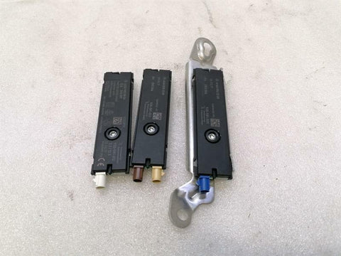 Mercedes GLS 350D Aerial / Antenna Set A2229055804 Antenna Set