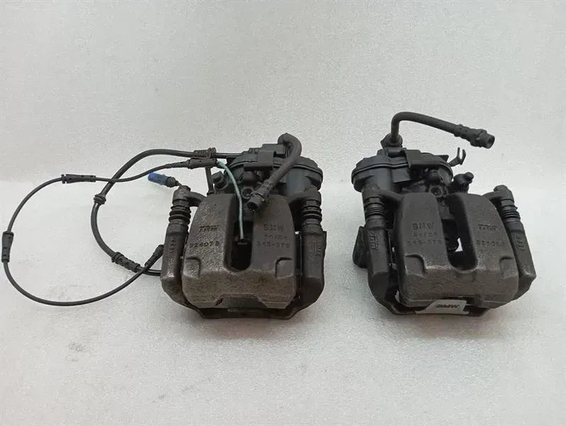 BMW 7 series G11 brake caliper 6881295 rear set brake caliper rear set