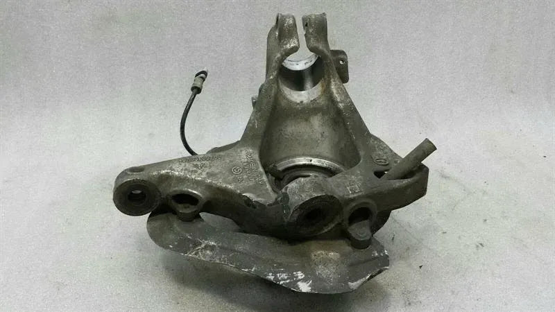 Porsche Cayman 987 Left Rear Hub 98733165706 Wheel Bearing Housing Rear Left