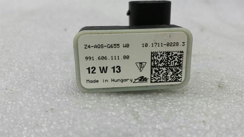 Porsche 911 991 Crash Sensor 99160611100 Accelerometer