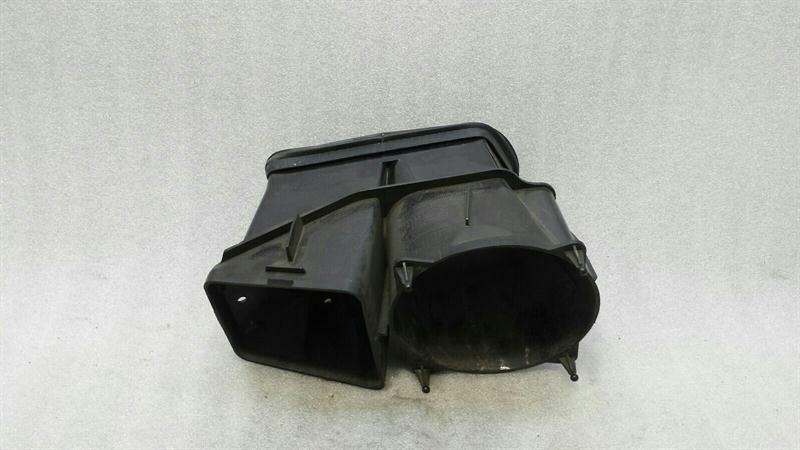 Porsche Boxster 981 Left Grille 98150465703 Left Air Duct
