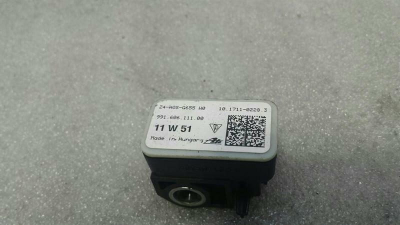 Porsche Boxster 981 Crash Sensor 99160611100 Impact Sensor