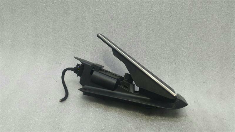 Porsche Boxster 981 accelerator pedal (electrical) 97042302101 accelerator pedal