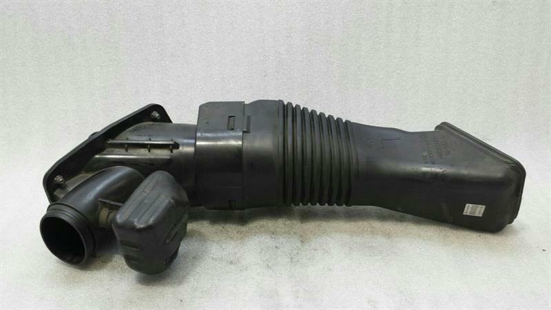 Porsche Boxster 981 Left Airbox 98111002102 Left Air Filter Box