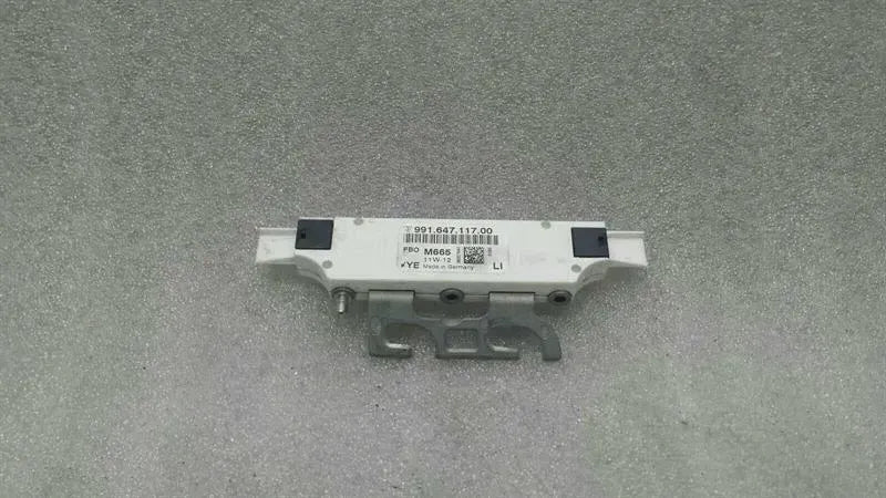 Porsche Boxster 981 Aerial / Antenna 99164711700 Antenna