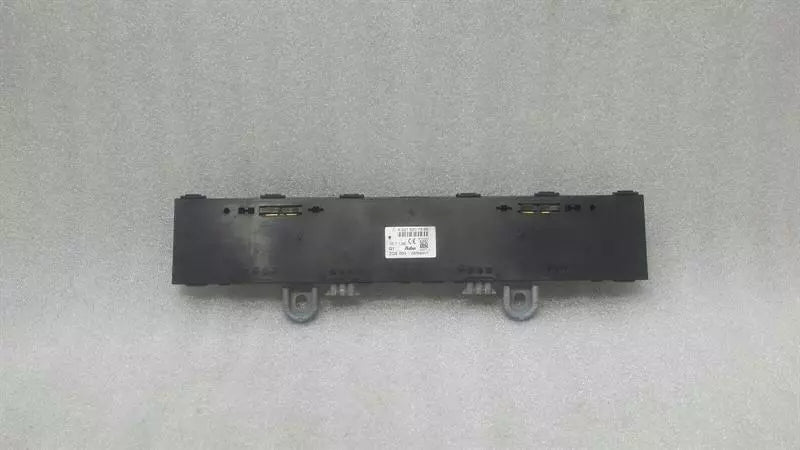 Mercedes S-Class W221 Aerial / Antenna A2218207989 Antenna Amplifier