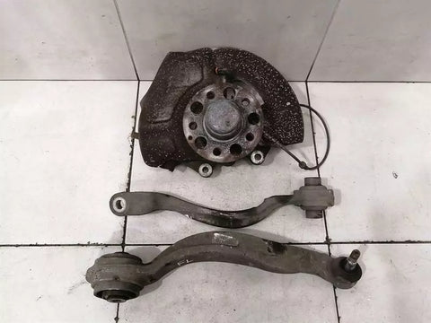 Mercedes CLS W218 Left Front Hub Set A2183320901 Wheel Bearing Housing Front Li Set