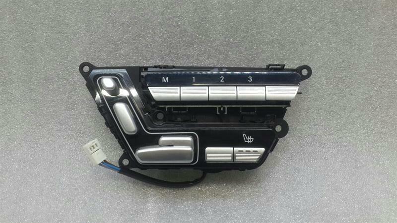 Mercedes S-Class W221 left seat switch A2218702079 seat switch left