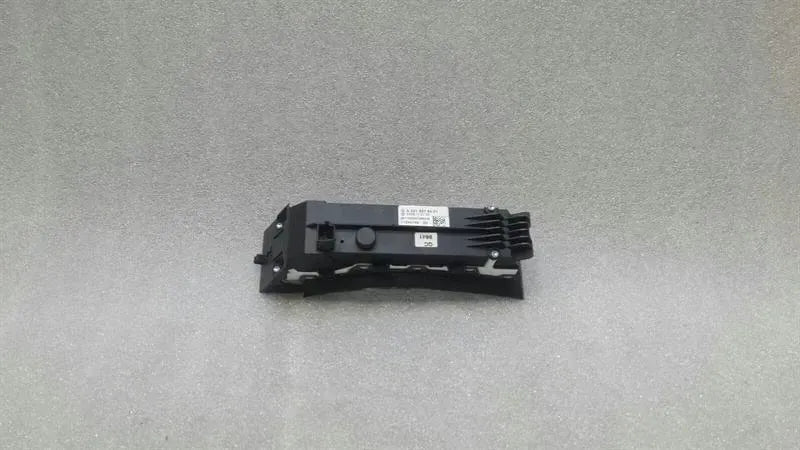Mercedes S-Class W221 Switch Block A2218216551 Switch Block