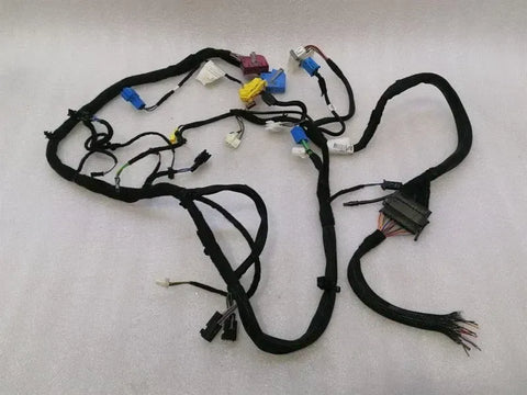 Mercedes G-Wagen W463 Right Seat Wiring Loom A4638200231 Right Seat Wiring Harness