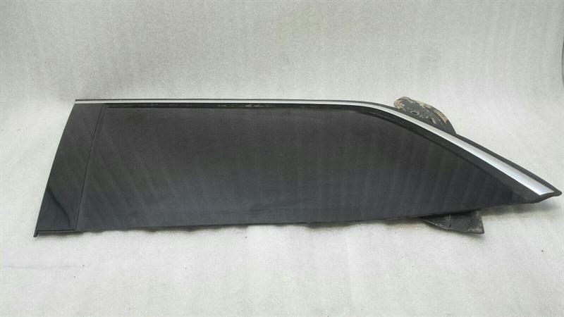 Mercedes GL X166 Left Rear 1/4 Glass A1666700349 Door Window 1/4 Rear Left