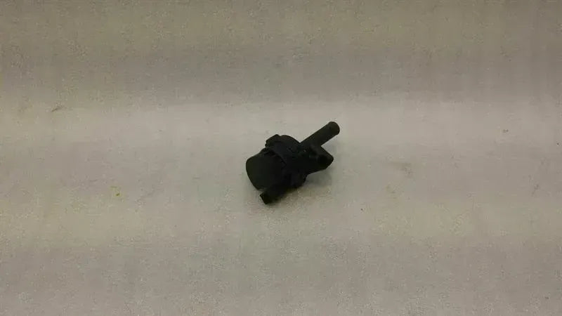 Mercedes S-Class W221 Cooling Pump A2218350064 Coolant Pump