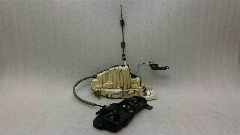 Mercedes S-Class W221 door lock front left A2217202935 door lock front left