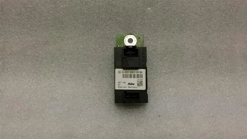 Mercedes S-Class W221 Aerial / Antenna A2218201889 Antenna