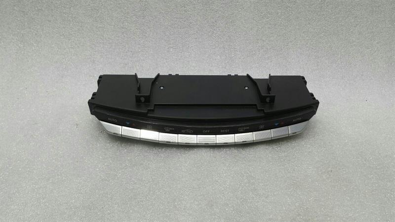 Mercedes S-Class W221 Auto Climate Control A2219055200 Climate Control Panel A/C