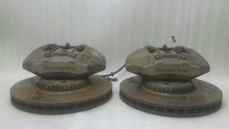 Mercedes E Class W238 Front Brake Kit A0004212312 Front Brake Set