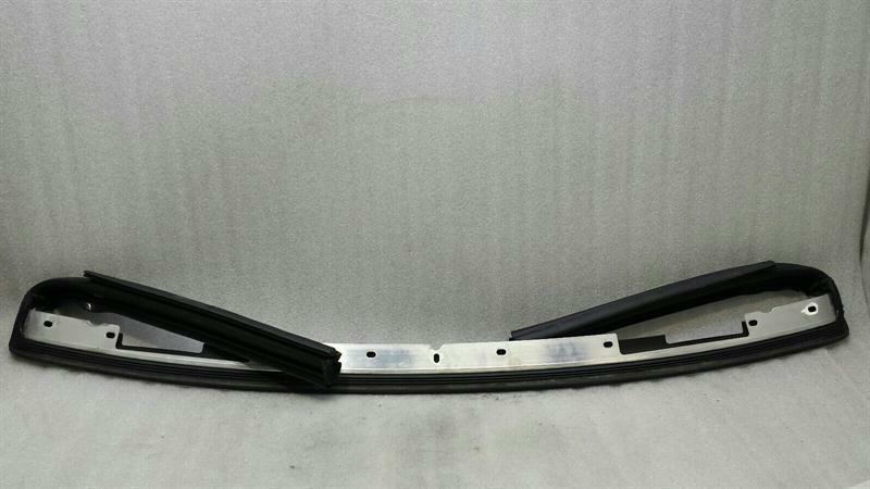 Mercedes E Class W238 Soft Top Seal A2057700598 Top Seals Convertible