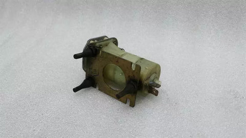 Porsche 911 930 washer fluid pump 90162807422 washer water pump