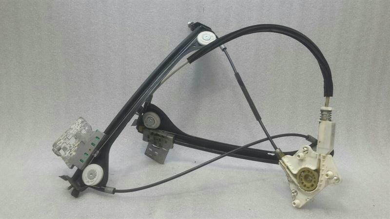 Mercedes SLK R171 Right Door Winder A1717200246 Window Regulator Right.