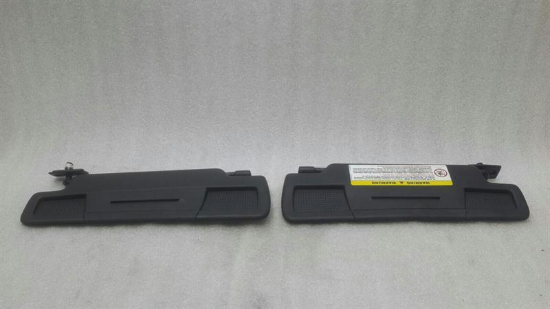 Mercedes SLK R171 Sun Visor A1718100110 Sun Visor Trim Set Kit A1718100210